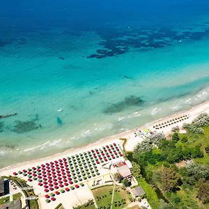 Simantro Hotell