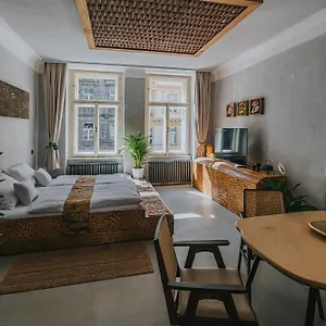 Bohemian Experience Prague